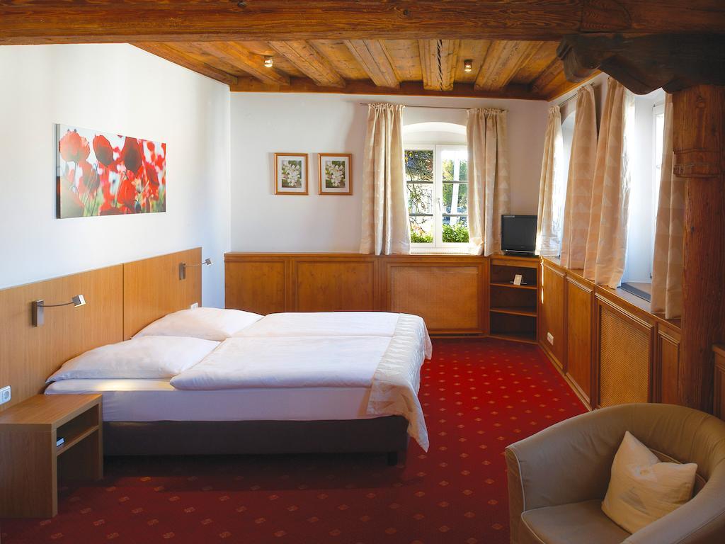 Landgasthof Und Hotel Weisser Lowe Eckental Номер фото