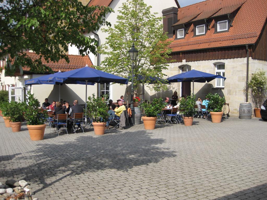Landgasthof Und Hotel Weisser Lowe Eckental Экстерьер фото